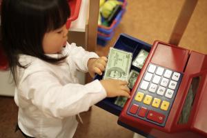 The Kids-and-Finances Guide for Parents
