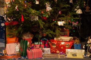 Kids' Christmas Gifts on Less