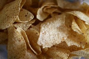 Fast & Frugal Dinner: Main Dish Nachos